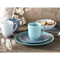 CreaTable Kombiservice »Allegra«, (Set, 16 Tlg., Kaffeeservice Und Tafelservice Im Set, Für 4 Personen), Service, Topaktuelle Coupeform, Nostalgisches Relief, Made In Europe -Creatable 3e63b043d3252def8fb9059e94e99d9c